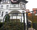 Bild: Gabi Schönberger
Da Tor ist zu. Die Villa Hinterm Zwinger in Weiden hat keinen Wirt mehr.