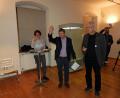 Bild: Winkler
Beim Neujahrstreffen im Keramikmuseum stoßen Museumsleiterin Stefanie Dietz, Konstantin Thomas von den „Keramischen“ und KV-Vorsitzender Wolfgang Herzer (von links) auf ein erfolgreiches Kulturjahr 2020 an.