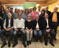Bild: eig
Bündnis 90/Die Grünen ziehen mit 43 Kreistagskandidaten in den Kommunalwahlkampf; im Bild die Kandidaten, die bei der Nominierungsversammlung anwesend waren, vorn Mitte die drei bisherigen Kreisräte Johann Mayer (Zweiter von links), Sonja Reichold und Klaus Bergmann.