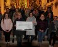 Bild: kro
Der Wondreber Chor „TonArt“ unterstützt die „Stiftland-Sternenkinder“ mit 1300 Euro, dem Reinerlös des Weihnachtskonzerts. Unser Bild zeigt den Chor mit seiner Sprecherin Stefanie Scharnagl bei der Scheckübergabe an Silke Rosner (vorne, Dritte von links) von den „Stiftland-Sternenkindern“.