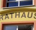 Bild: Petra Hartl
Der Plan, das Ammerthaler Rathaus umzubauen, gefällt längst nicht jedem in der Gemeinde.