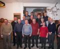 Bild: fvo
Ehrungen stehen beim Gesang und Orchesterverein Waldthurn an. Mit dabei: Johann Mäckl (Zweiter von rechts), der als ältestes Vereinsmitglied und ehemaliger Sänger für 60 Jahre Mitgliedschaft geehrte wird.