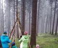 Bild: ld
Bau eines Tippis im Waldkinderkindergarten