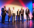 Bild: exb
Bei der Präsentation des neuen Imagefilms (von links): Bürgermeister Franz Mädler, die Hauptdarsteller Marion Baumer und Markus Ströhl sowie Komponist Max Köppl, Robert Neuber, Zweiter Bürgermeister Norbert Schmid und Dritter Bürgermeister Josef Schmaußer.