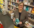 Bild: bl
Gisela Westiner gibt ihr Geschäft für Bücher und Schreibwaren in der Regensburger Straße auf. Nur noch bis 31. August hält sie die Stellung und wartet mit Tipps und gutem Rat auf.