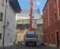 Bild: tk
Der Mühlhof und die Lederergasse sind noch bis Mittwoch, 22. Januar, täglich von 6 bis 18 Uhr gesperrt. Grund dafür ist dieser mobile Kran.