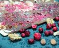 Bild: Matthias Würfl 
Mit Cranberries, Nüssen oder Lavendelblüten kommt Farbe auf die Schokolade.