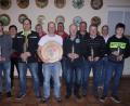 Bild: nib
Gratulation an die erfolgreichen Schützen: Unser Bild zeigt (von links) Fabian Niedermeier, Schützenmeisterin Gisela Zerbian, Stefan Brunner, Siegfried Schlosser, Josef Scheibl, Johann Ries, Franz Eckl, Andreas Fellner, Josef Scharl, Schießleiter Klaus Ketzler und Johannes Kölbl.