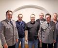 Bild: jma
Nach den Ehrungen (von links): Zweiter Vorsitzender Ludwig Wittmann, Werner Frohnhöfer, Christian Begalke, Werner Gradl, Erster Vorsitzender Uwe Fischer und Willi Müller.