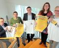 Bild: Wolfgang Steinbacher
Auf ein Neues: Im großen Saal des Jugendzentrums Klärwerk geht im März die 16. Auflage des Kindertheaterfestivals über die Bühne, das Programm stellten (von links) Oberbürgermeister Michael Cerny, Kulturamtsleiter Reiner Volkert, Stadtwerke-Geschäftsführer Stephan Prechtl, Kulturamtsmitarbeiterin Katja Körtge und Kulturreferent Fabian Kern vor.