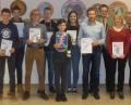Bild: RST, Autor [rst] (stefanie-richter@freenet.de)
Die Schützengesellschaft Paulsdorf ehrt ihre Vereinsmeister (von links): Luca Püschl, Florian Meier, Andreas Schwarz, Zacharias Deierl, Fabian Englisch, Filiz Türksever, Daniel Liegl, Gerhard Singer, Tanja Singer, Schützenmeister Christian Schörner, Susanne Reinwald.