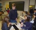 Bild: mmj
Unter Anleitung und Aufsicht von MMM-Azubis schnupperten die Schulkinder der 4. Klasse in die Welt der Technik.