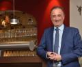 Bild: dob
Bürgermeisterkandidat Martin Gleixner stellte im Gasthof "Drei Lilien" seine Ziele und das Programm der Freien Wähler vor.
