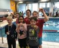 Bild: exb
Die Starter des Weidener Schwimmvereins sind in Auerbach erfolgreich.