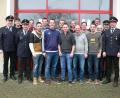 Bild: nid
An der Spitze des Führungsgremiums der Feuerwehr Wildeppenried stehen erster Vorsitzender Josef Bayer (Dritter von links) und sein Stellvertreter Josef Hauer (Sechster von links). Zur Neuwahl gratulierte Zweite Bürgermeisterin Christa Zapf (Dritte von rechts).