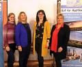 Bild: jma
In den Auerbacher Stadtrat einziehen wollen (von links) Claudia Kormann, Doris Mauser, Birgit Barth und Heidi Deinlein.