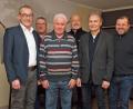 Bild: fg
Bürgermeister Erwin Geitner gratulierte Adolf Fleischmann gemeinsam mit CSU-Vorsitzendem Josef Weinfurtner, Heimatverein-Vorsitzendem Hubert Haas (vorne, von links) und CSU-Geschäftsführer Hans Szegda und dem stellvertretendem Heimatvereins-Vorsitzendem Werner Meiler (hinten, von links).
