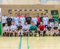 Bild: gud
Im Finale des Fuchsberger-Cups setzte sich Gastgeber FC OVI-Teunz (weiße Trikots) gegen die SpVgg Schirmitz durch.