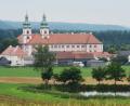 Bild: Gabi Schönberger
Mit 100 000 Euro fördert der Freistaat eine wissenschaftliche Begegnungsstätte zum Thema Künstliche Intelligenz im Kloster Speinshart (Kreis Neustadt/WN).