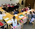 Bild: do
Anstelle von "Fräulein Lehrer" steht Bürgermeister Albert Nickl beim Besuch der vierten Klasse der Grundschule "Am Rauhen Kulm" im Sitzungssaal des Gemeindezentrums Rede und Antwort.