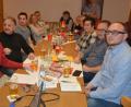 Bild: jr
Etwa 40 Zuhörer waren in den Schaumberger-Saal gekommen, um die Vorstellungen der SPD Konnersreuth aus erster Hand zu erfahren. Als Gastredner war Backhauschef Patrick Kutzer (links) dabei, rechts im Bild SPD-Ortsvorsitzender Markus Wenisch.