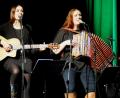 Bild: weu
Ein Höhepunkt im Jubiläumsjahr ist das Konzert „Altbayrischer Advent“, womit die „Raith-Schwestern und da Blaimer“ in Oberviechtach gastieren.

Alternative