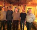 Bild: tu
Zweiter RV-Vorsitzenden Wolfgang Bock aus Georgenberg, Horst Willax, Hans-Jürgen Mühling Andreas Meier und Stadtrat Helmut Rewitzer (von links) bei der Meisterschaftsfeier.