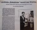 Bild: u
Am Samstag, 16. November 1991, nahm Richard Birner (l.) in seinem Wohnhaus, Max-Reger-Straße 27, die erste Photovoltaikanlage im Landkreis Amberg-Sulzbach in Betrieb. Die AZ berichtete darüber am 14. Dezember nach einer Besichtigung der PV-Anlage durch den damaligen CSU-Stadtratsfraktionsvorsitzenden Werner Schulz (r.).