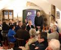 Bild: jma
Landrat Andreas Meier spricht im Kirchenthumbacher Gagglhof seine Ziele für die nächsten sechs Jahre an.
