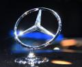 Bild: Uli Deck
Daimler ruft weltweit fast 300.000 Autos von Mercedes-Benz wegen Brandgefahr zurück.