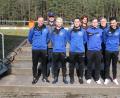 Bild: sne
Abteilungsleiter Fabian Melzner, Vorstand Alfons Hallmann, Neuzugang André Rupprecht, Spieler Serdar Gümüs, 2. Vorsitzende Martina Breundl, die Teammanager Uwe Salfer, Rainer Flierl und Spielertrainer Tiryaki Ersin hoffen auf eine erfolgreiche Rückrunde.
