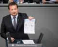 Bild: Kay Nietfeld/dpa
Deutliche Worte vom Groko-Sicherheitsexperten Uli Grötsch (SPD)