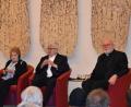 Bild: Alexander Pausch
Die früheren Außenminister Madeleine Albright (USA) und Joschka Fischer (Deutschland) diskutieren mit Kardinal Reinhard in der katholischen Akademie in München über einen Bann von Atomwaffen.
