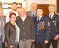 Bild: ga
Ludwig Held (fünfter von links) feierte 80. Geburtstag. Neben Familie und Vereinsvertretern gratulierte auch Pfarrgemeinderatssprecher Franz Grabinger (links).