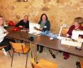 Bild: jp
Auch einige Kastler Fachleute machten beim Repair-Café im Steinstadel mit (von links) Projektleiterin Linda Trager, Elektrofachmann Ludwig Angermeier und Schneiderin Mathilde Forster.