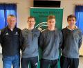 Bild: exb
Zur Freude des Sportlichen Leiters Rainer Fachtan (von links) tragen die Talente Jonas Federer, Sebastian Bilz und Tim Lauterbach auch der nächsten Saison das Trikot des SV Mitterteich.