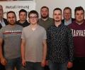 Bild: gf
Innungsobermeister Manfred Rauscher (links), stellvertretender Kreishandwerksmeister Rudi Gössl (rechts) und Ambergs Oberbürgermeister Michael Cerny (Dritter von rechts) gratulierten (ab Zweiter von links) Ezat Mir Nassiri (Metallbau Kiener, Amberg), Jan Sager und Alexander Wolf (Metallbau Vollmuth, Sulzbach-Rosenberg), Jakob Stauber und Fabian Krybus (Auer GmbH, Ebermannsdorf), Kevin Keck (Dorn & Schörner, Etzelwang).