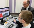 Bild: do
Die neugestaltete Website der Gemeinde Speinshart ist online. Bürgermeister Albert Nickl und VG-Mitarbeiter Christofer Neukam überprüfen die jüngsten Eintragungen.
