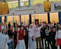 Bild: exb
Närrische Stimmung herrscht am Gymnasium Eschenbach beim Fasching der Fünftklässler.