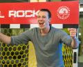 Bild: Guenter Uschold
Handballweltmeister, Speaker, Trainer und Motivator: Dominik Klein überzeugte das Oberviechtacher Publikum.