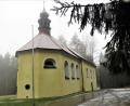Bild: ubb
Idyllisch mitten im Wald steht die Allerheiligenkirche. Das Kleinod der Gemeinde Wernersreuth ist beliebtes Ausflugsziel für Wanderer und Spaziergänger.