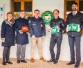 Bild: exb
Ein Defibrillator ist seit Kurzem am Pfarrheim angebracht.