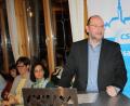 Bild: bjp
Die wichtigsten Punkte des stadtpolitischen CSU-Programms greift Bürgermeisterkandidat Max Schwärzer beim Politischen Aschermittwoch auf und verwahrt sich gegen den Vorwurf, die Union habe mit dem "Nahwärmenetz Steinbühl" eine SPD-Idee für sich reklamiert.