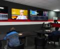 Bild: tk
Monitore und Fernsehübertragungen, wohin das Auge reicht: Wer möchte, kann im Wettbüro von Johann Mayer mehrere Spiele parallel verfolgen – und entsprechend mehrere Tipps zeitgleich abgeben.