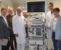 Bild: Kunz
Sie freuen sich über den neuen Endoskopie-Wagen für das Weidener Klinikum: (von links) Manfred Tretter, Dr. Ehrenfried Lachmann, Dr. Alexander Horn, Bernhard Steghöfer, Chefarzt Professor Dr. Franz Kullmann und Waltraud Koller-Girke.
