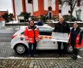 Bild: gz
Der CSU-Bürgermeisterkandidat Thomas Kleber überrascht die Helfer vor Ort Stefan Hammerl und Sabina Bauer mit 500 Euro.