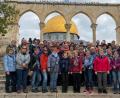 Bild: wec
Die Pilger am Tempelberg vor dem Felsendom.