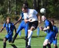 Bild: A. Schwarzmeier
Der VfB Weiden (blaue Trikots) hat zu wenige Spieler, um die Saison fortsetzen zu können. Die Aussage, dass der SV Anadoluspor seinen Verpflichtungen einer Spielgemeinschaft nicht nachgekommen ist und keine Spieler abgestellt hat, berichtigte Vereinschef Stefan Gollwitzer nun.