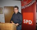 Bild: bjp
Verantwortungsbewusstsein, das sich in Taten manifestiert, sei oberstes Gebot der Stadtpolitik, betont SPD-Bürgermeisterkandidat Bernhard Stangl beim Wahlkampfabschluss im Sportheim.