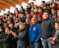 Bild: ref
Am Sonntag standen die Fans dicht gedrängt auf der Tribüne im Eisstadion am Schanzl. Ob am Freitag, 13. März, die Fans ins Stadion in Buchloe dürfen, ist noch offen. Momentan dürfen sie noch.